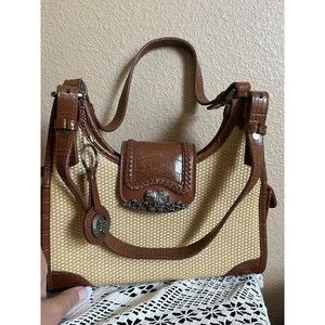 Bueno Shoulder Bag